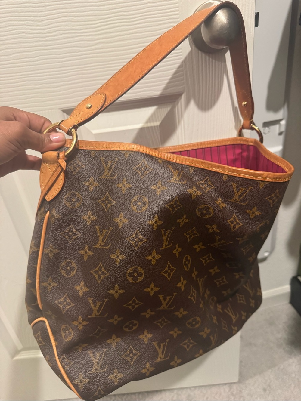 Authentic!! Louis Vuitton Brown Monogram Shoulder Bag with Pink Interior - Picture 2 of 9